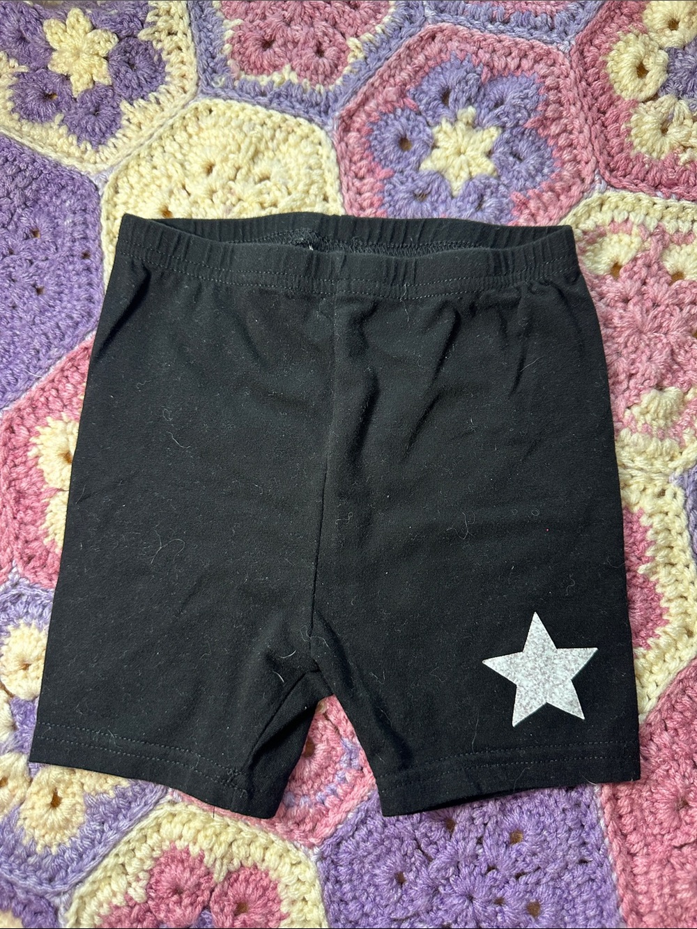 🎉Kids Black Star Bike Shorts. B337